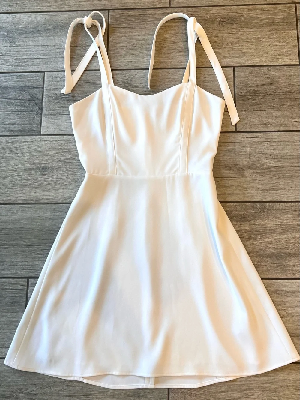 Aritzia Sunday Best Weller White Fit And Flare Mini Dress Size 4 - Picture 2 of 8